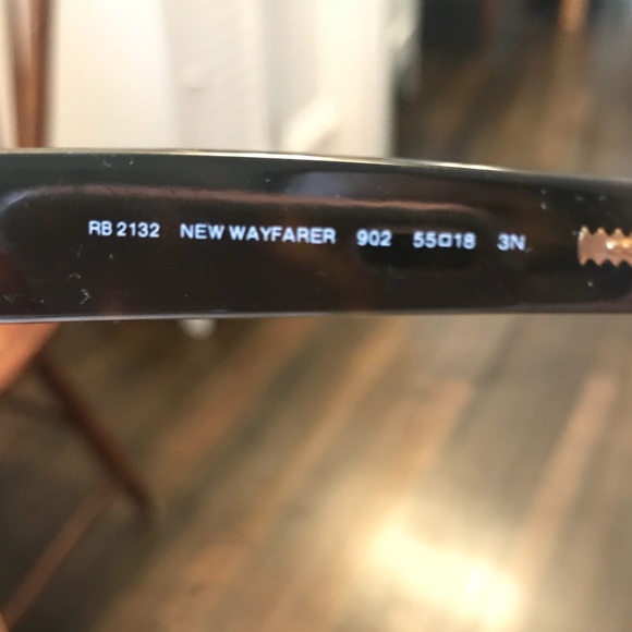 Ray Ban Original Wayfarer Tortoise - Picture 4 of 5